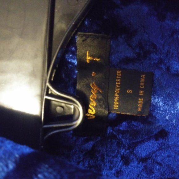 Vampire Jacket - Picture 2 of 3